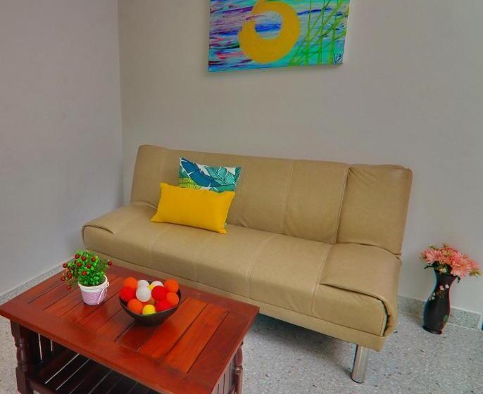 Дом 1 Спальня, The Zohan Resort & Travel Agency