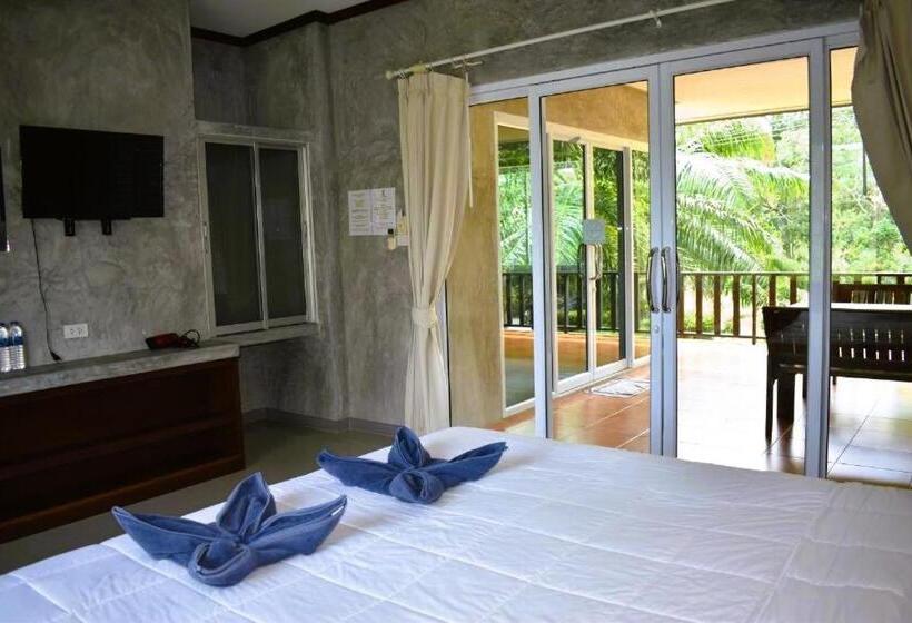 Вилла 3 Спальни, The Zohan Resort & Travel Agency