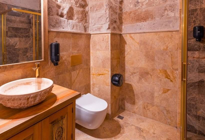 سوئیت با تخت بزرگ, La Fairy Cappadocia Adult Only