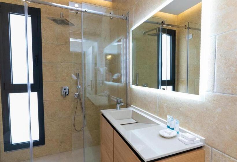 Номер Стандарт Трехместный, B&b Champagne, Vlore Bay
