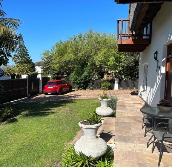 Дом 1 Спальня, Tree Aloe Guest House