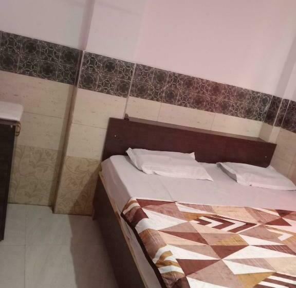 Трехместный Номер Классика, Spot On 92658 Tannu Guest House
