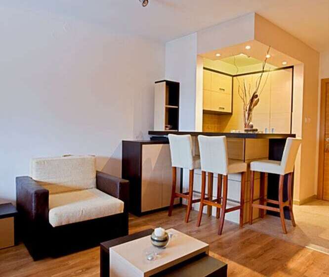 استودیوی لوکس, Apart Hotel Zoned
