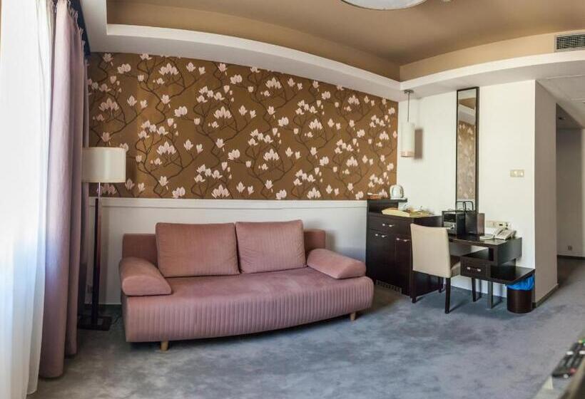 Люкс, Corso Boutique