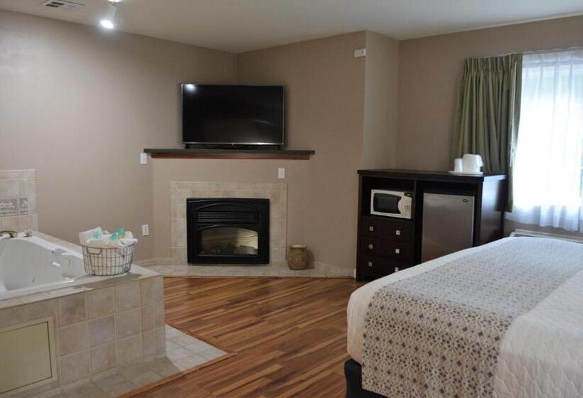 Стандартный Номер Кровать Кинг, Fairbridge Inn & Suites Dupont