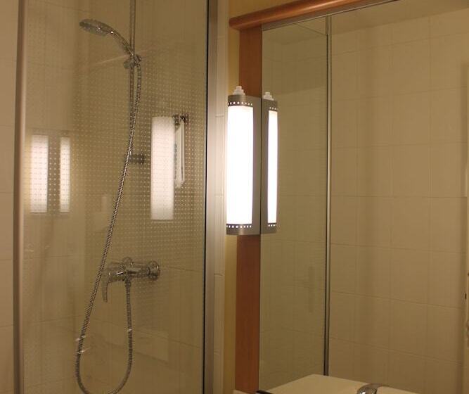 Номер Стандарт Двуспальная Кровать, Ibis Dijon Sud