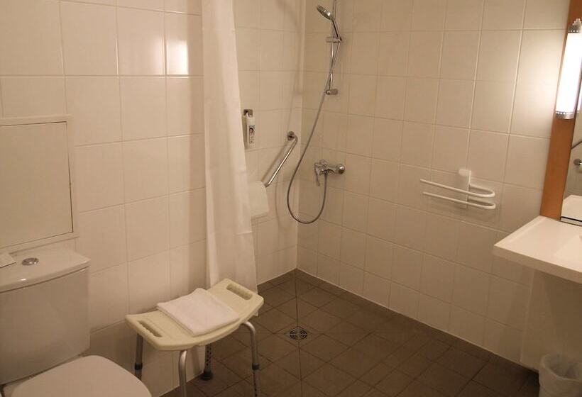 Номер Стандарт Двуспальная Кровать, Ibis Dijon Sud