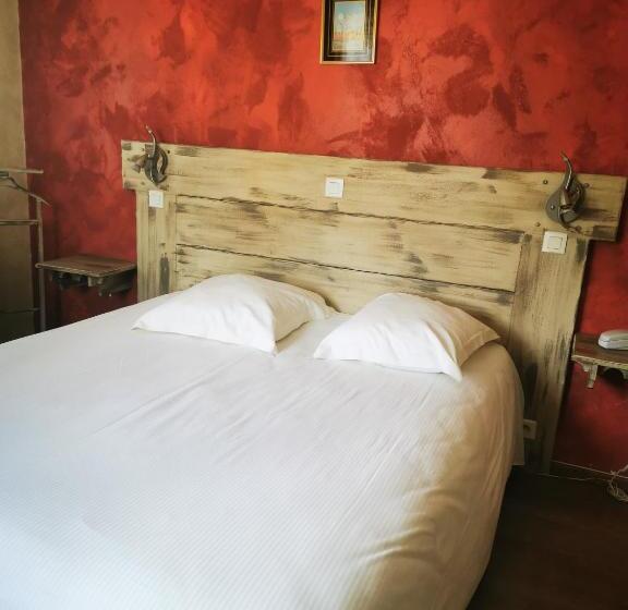 Номер Стандарт, Logis Hotel Restaurant Planes