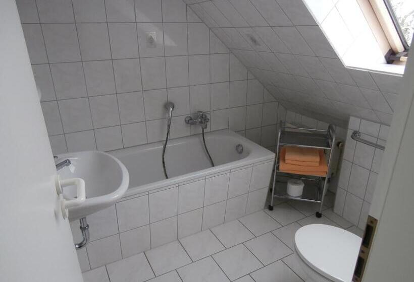 Номер Стандарт Трехместный, Gästehaus Pension Heß   Das Kleine