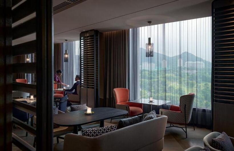 Номер Executive, Amari Spice Penang