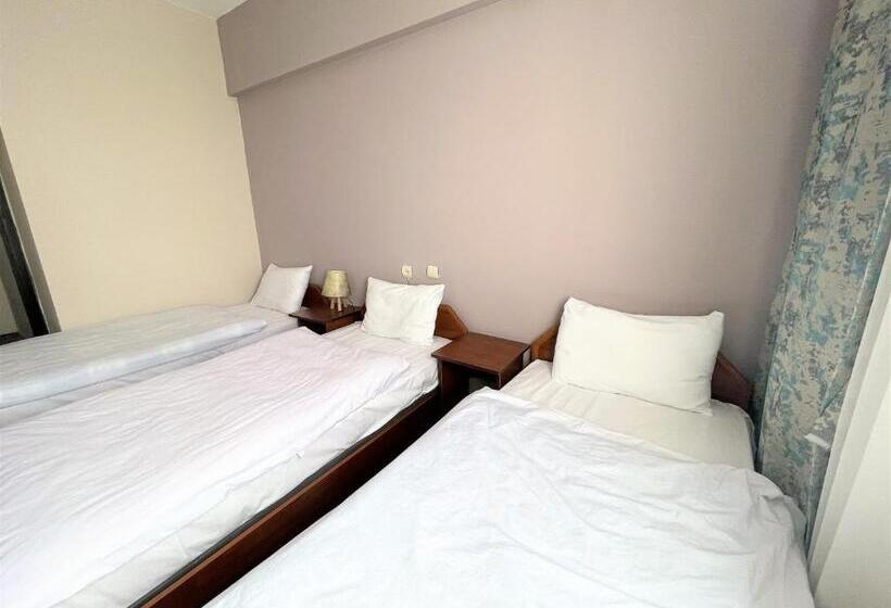 Номер Стандарт Трехместный, Karbeyaz Hotel & Resort