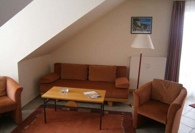 발코니가 있는 2 베드룸 아파트, Apartmenthaus Binzer Sterne