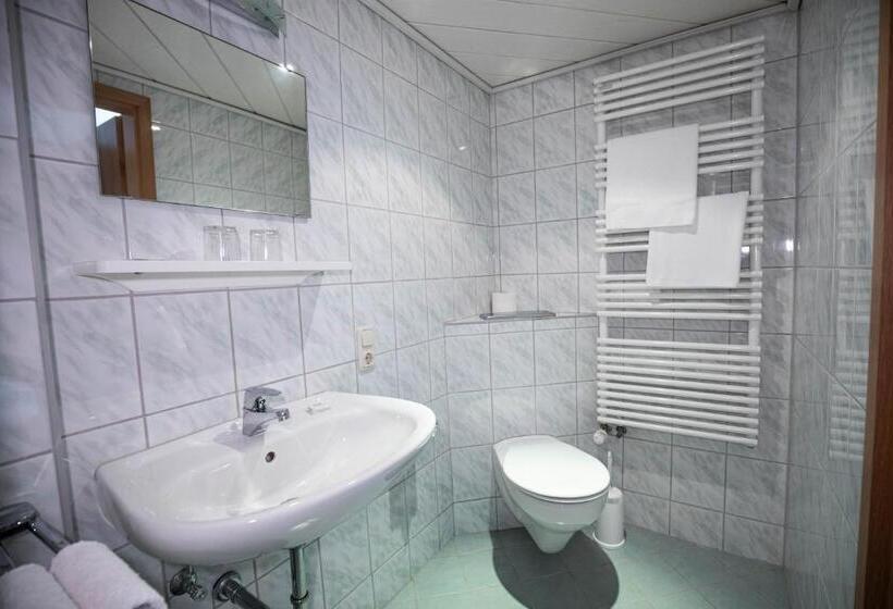 Люкс, Landhotel Jägerhof