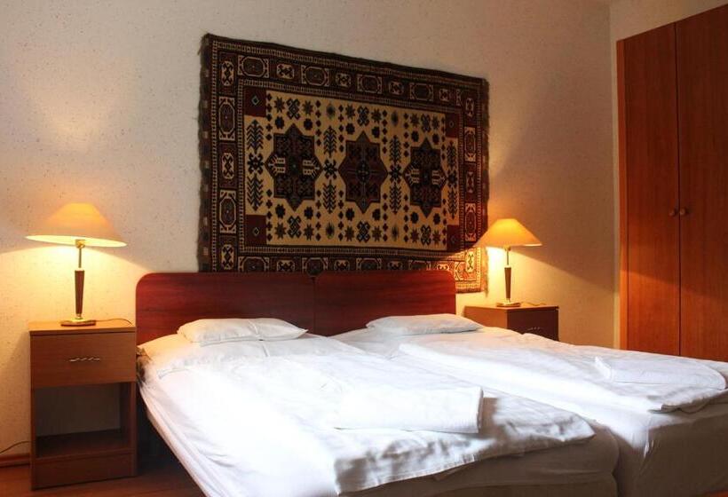 Номер Стандарт, Wellness Hotel Szindbád