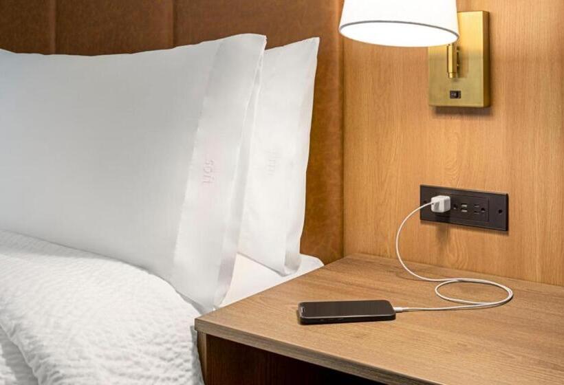 Номер Премиум, Staybridge Suites   Lexington S Medical Ctr Area, An Ihg
