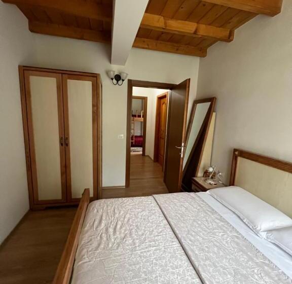 클래식 4인 룸, Villa Molla
