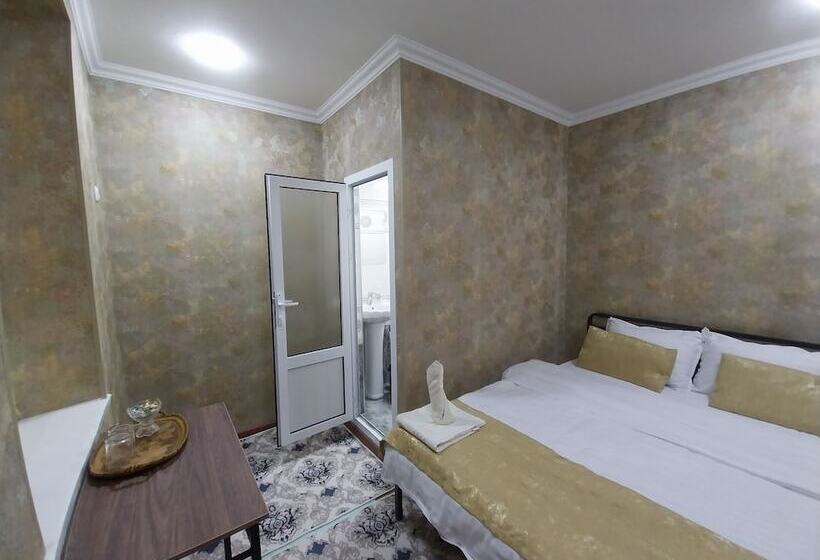 Номер Стандарт, Reyhana Unique House