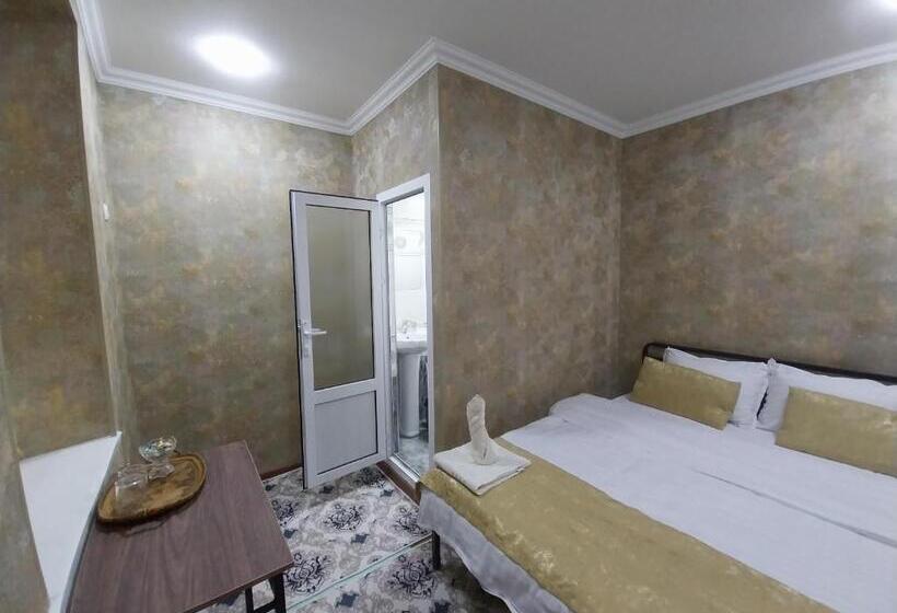 Номер Стандарт, Reyhana Unique House