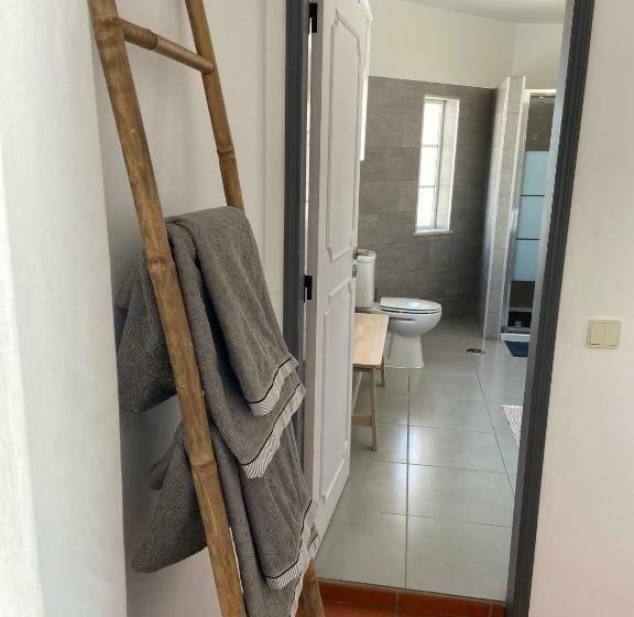 Номер Стандарт, Guesthouse Releash Aljezur