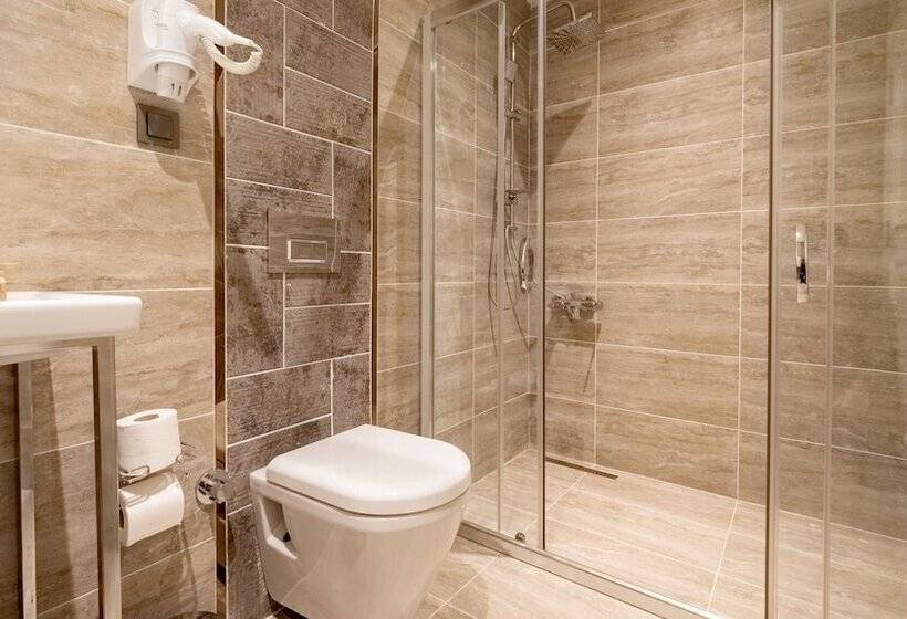 استودیوی لوکس, Loop Hotel Bosphorus İstanbul