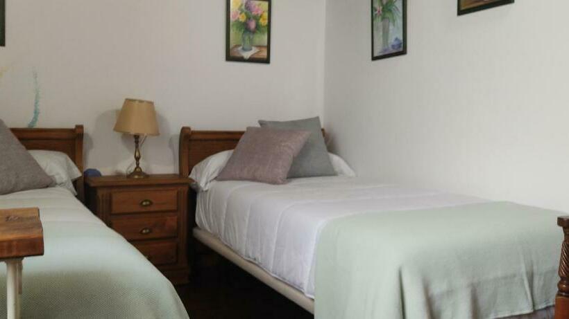 Номер Стандарт, Hostal Mendaurpe