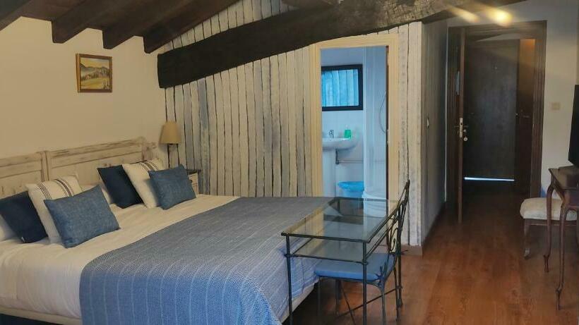Семейный Номер, Hostal Mendaurpe