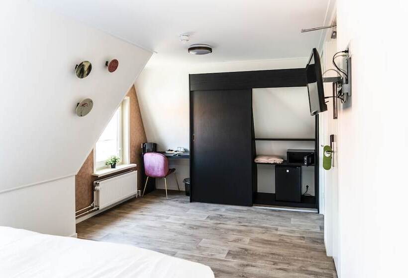 Номер Superior, Boutique Hotel Charley S