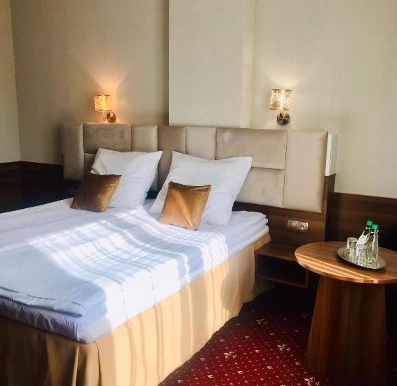 Номер Deluxe, Cristal Park