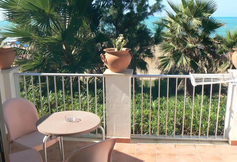 اتاق استاندارد چهار تخته, Sul Mare Al Gabbiano