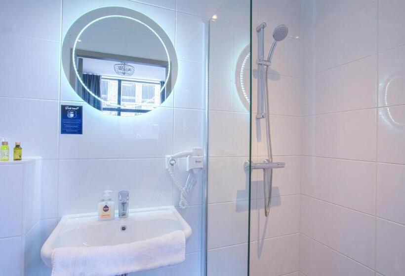 Chambre Standard, Kings Inn City Hostel