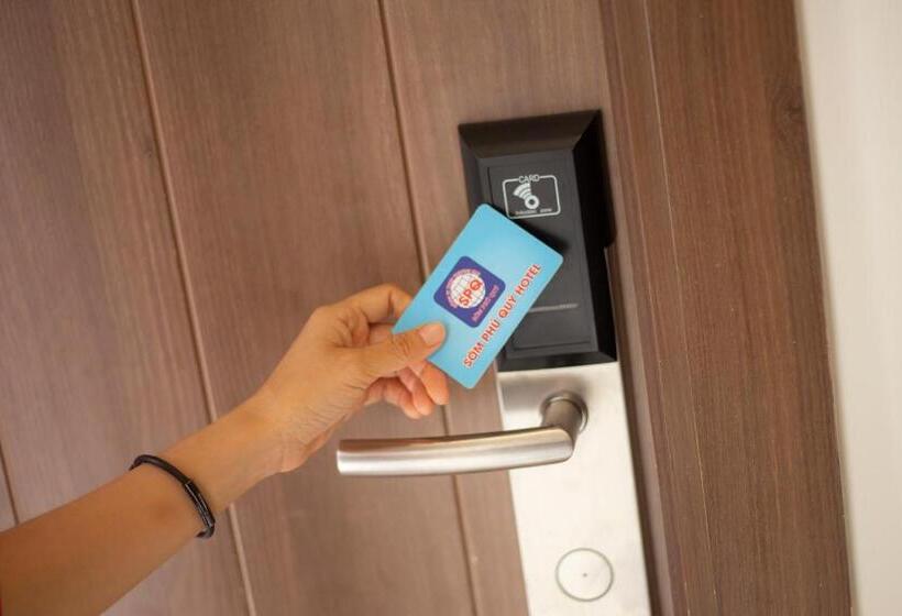 اتاق لوکس با بالکن, Khách Sạn Sớm Phú Quý   Ninh Thuận