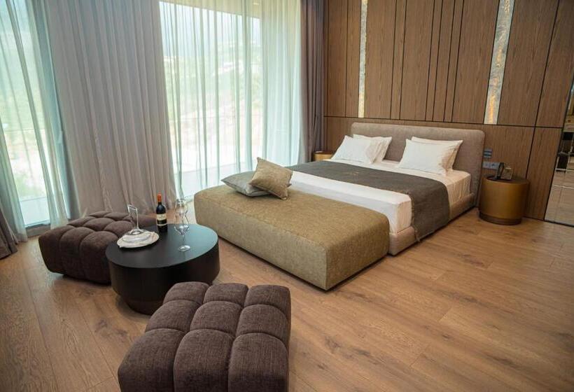 小型豪华套房, Prado Luxury