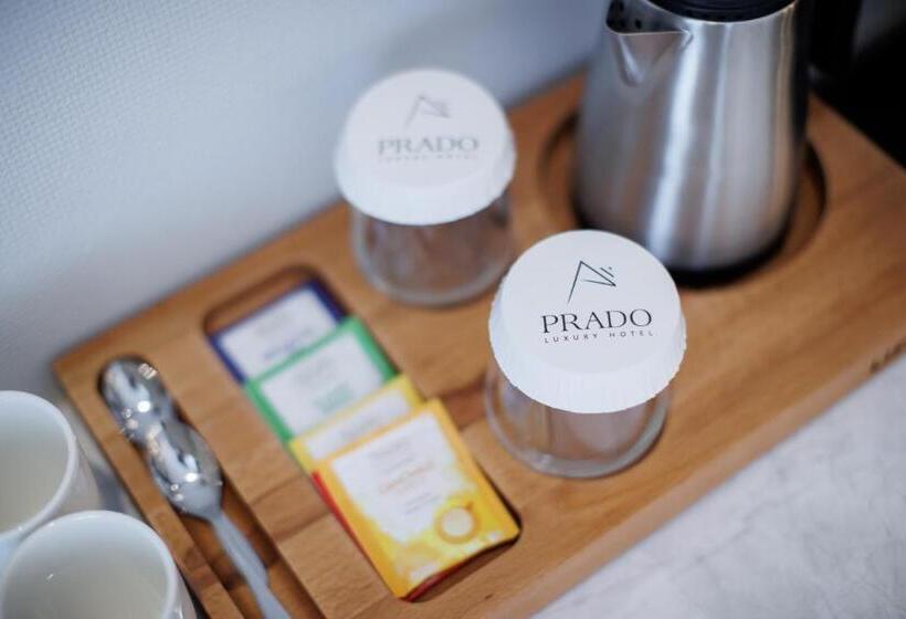带海景的复工套房, Prado Luxury