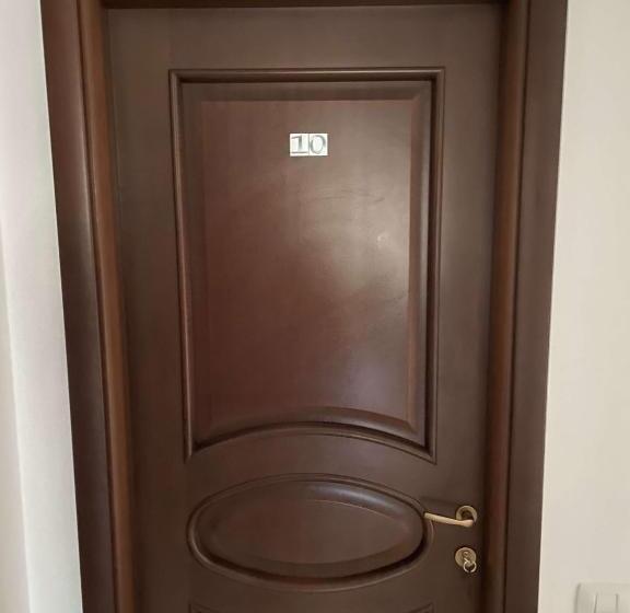 Номер Deluxe, Vila Regal Mamaia