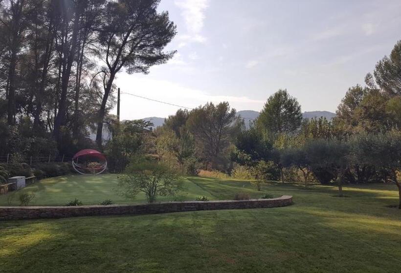 Стандартный Номер Кровать Кинг, La Maison Du Castellet