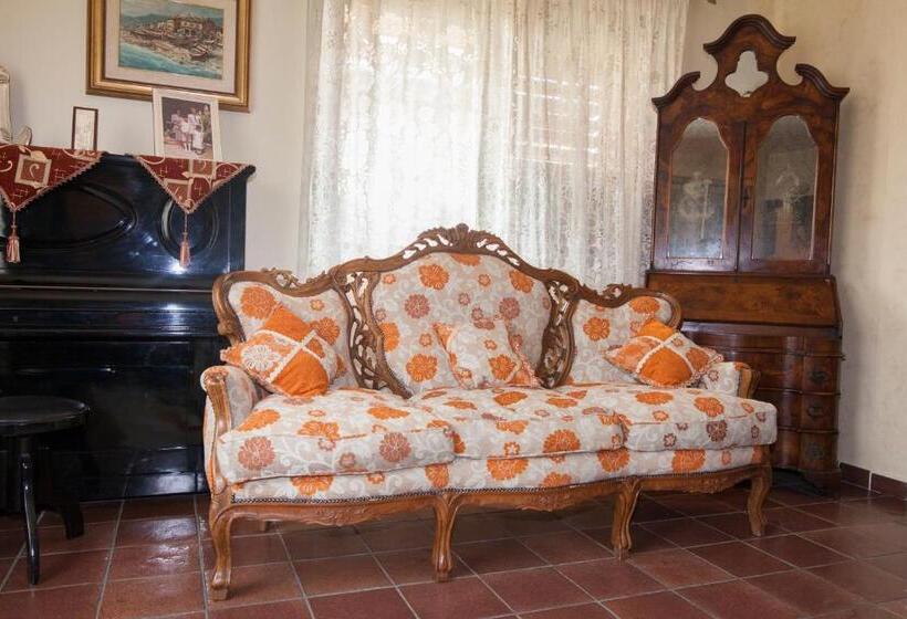 سوییت, B&b Villa Carmen