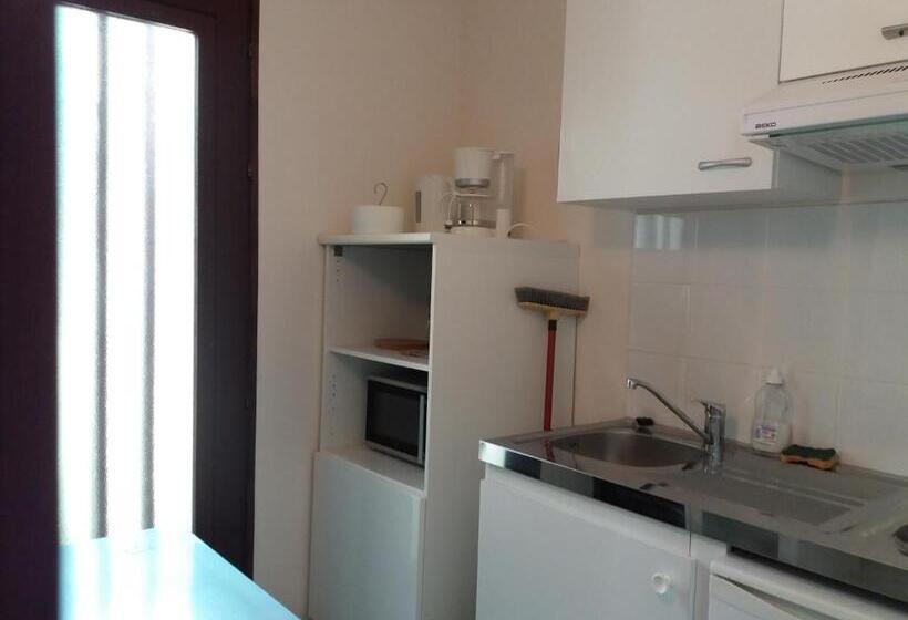 Номер Стандарт с Кухней, Acacias Hôtel Motel