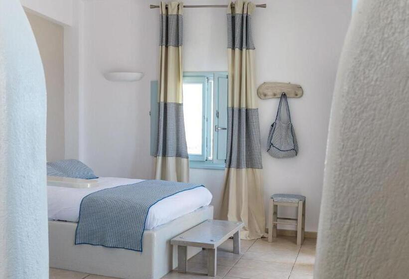Люкс с Балконом, Blue Dolphins Apartments