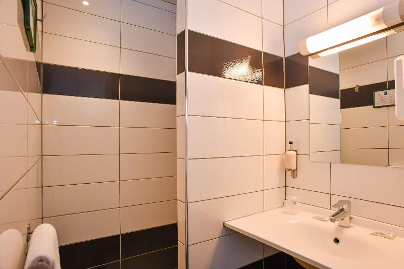 Номер Стандарт, Brit Hotel Confort Saint Lô