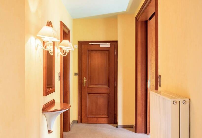 Семейный Номер, Hôtel Au Heimbach