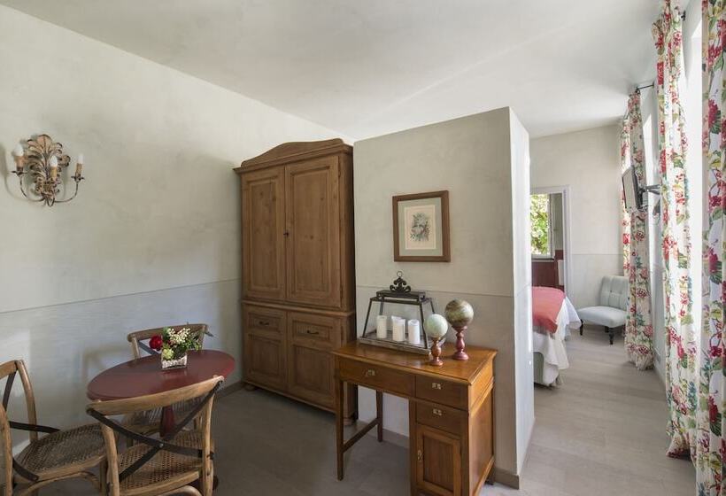 Номер Стандарт, Relais Del Maro