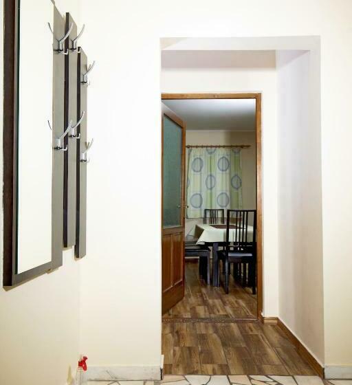 آپارتمان 1 خوابه با چشم‌انداز استخر, Pallos Apartments