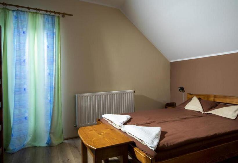 آپارتمان 1 خوابه با چشم‌انداز استخر, Pallos Apartments