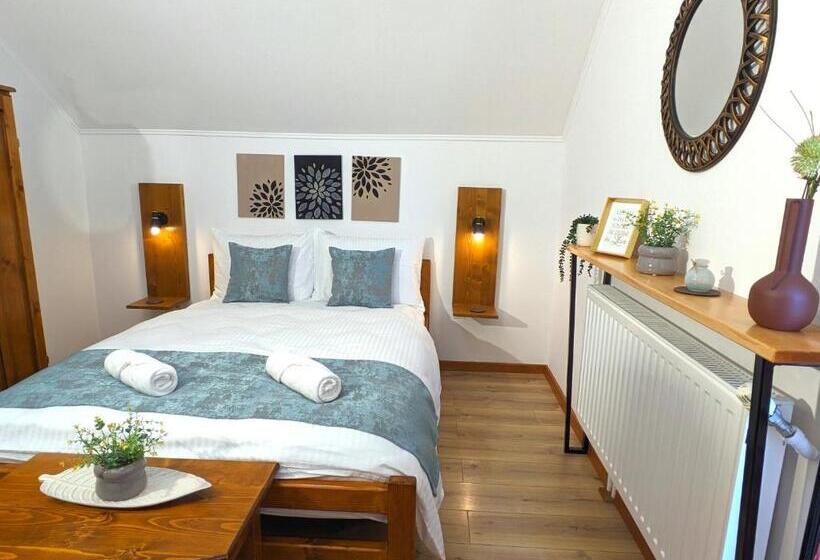 آپارتمان 1 خوابه با چشم‌انداز استخر, Pallos Apartments