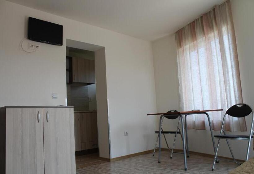 Апартаменты 1 Спальня с Террасой, Villa Maris