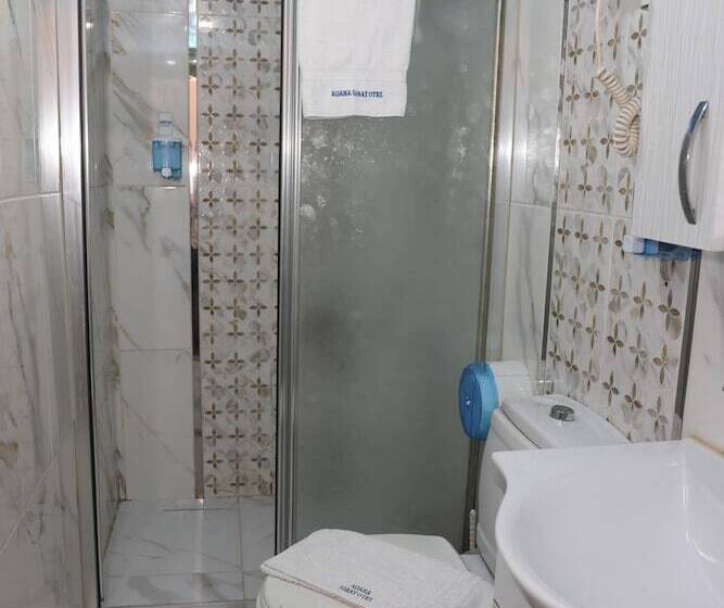 اتاق استاندارد سه نفره, Adana Saray