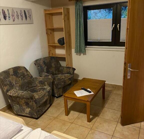 Студия Стандарт, Molltaler Appartements En B&b