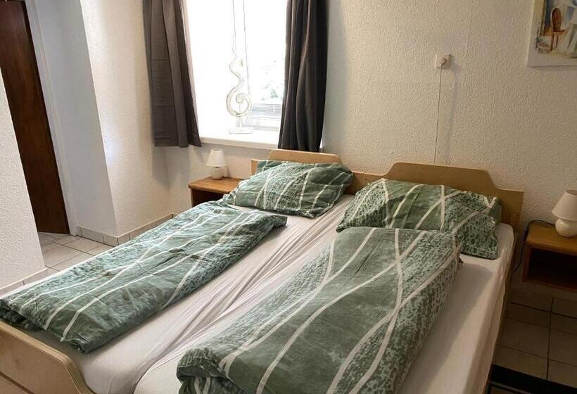 Апартаменты 1 Спальня Нижний Этаж, Molltaler Appartements En B&b