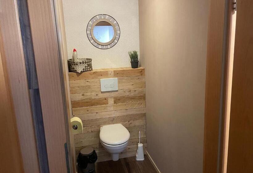 Апартаменты 4 Спальни, Molltaler Appartements En B&b