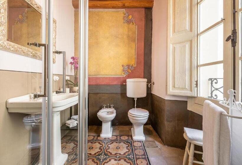 Номер Deluxe, Palazzo Cherchi